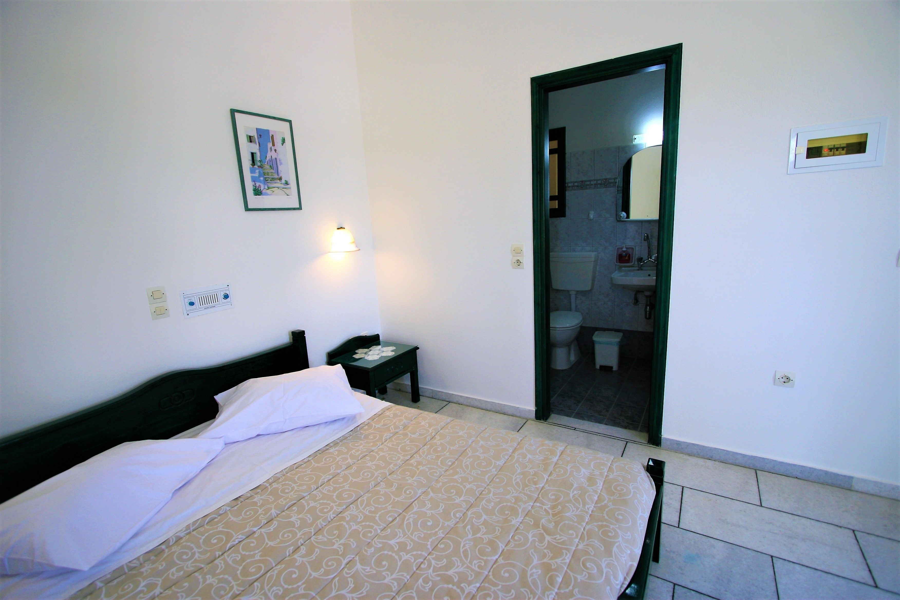 Studios Vrettos