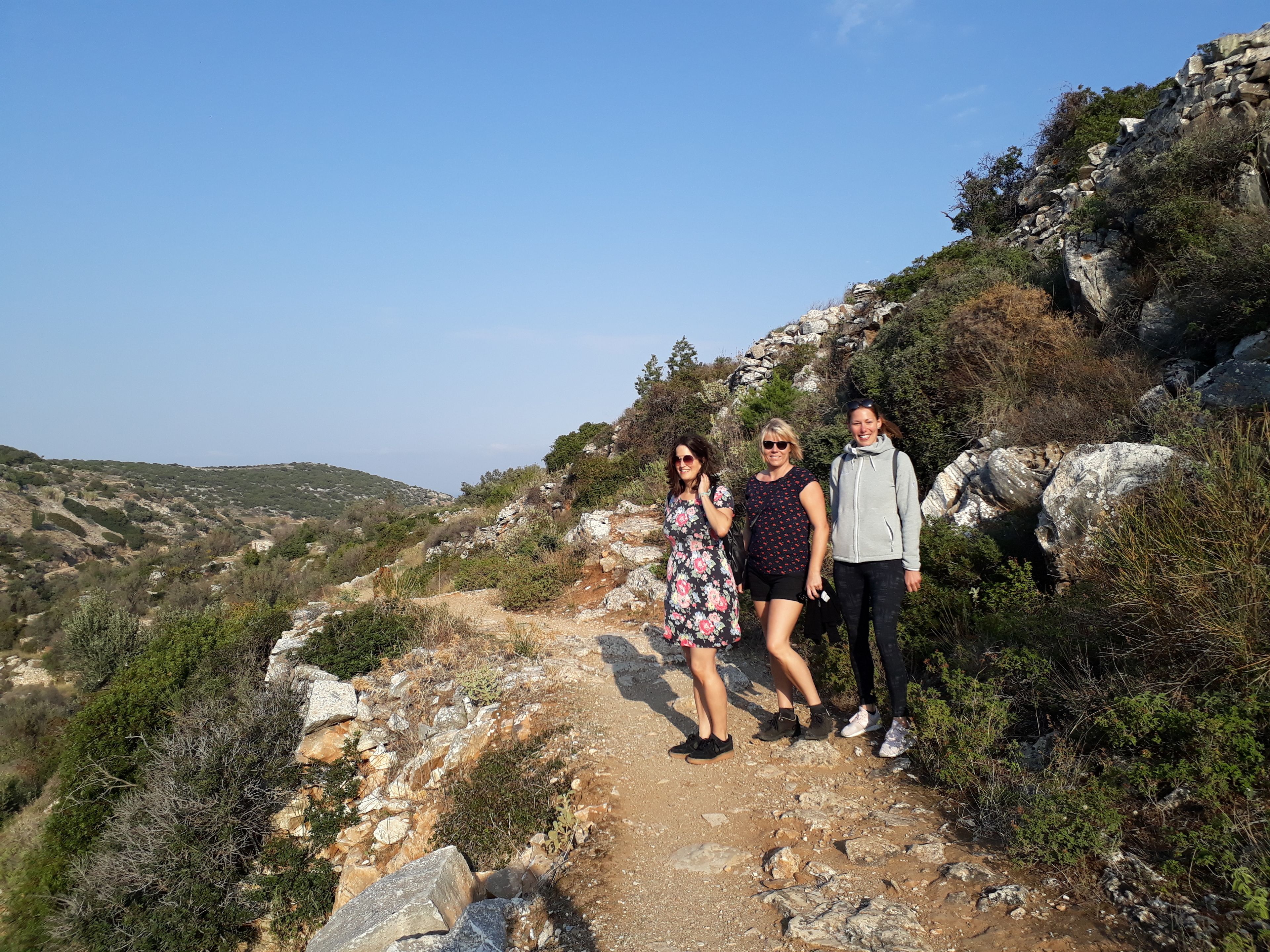 Aliki Panorama Rooms