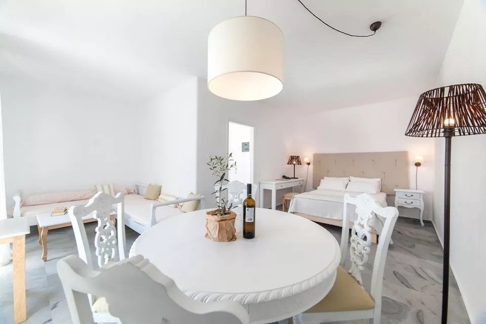 Paros Land Hotel