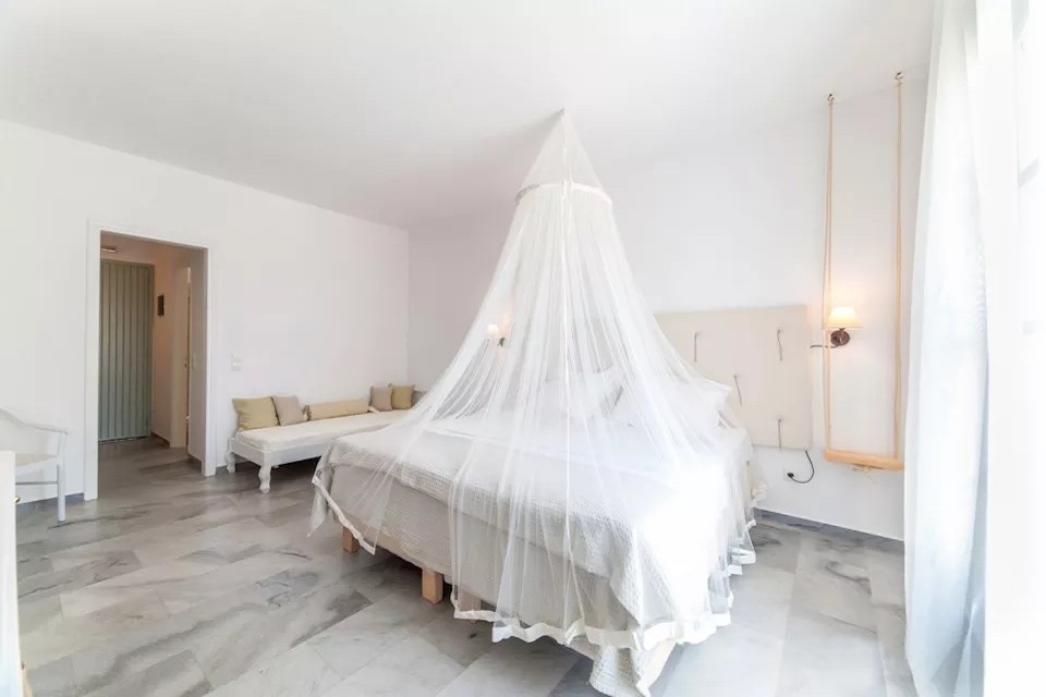 Paros Land Hotel
