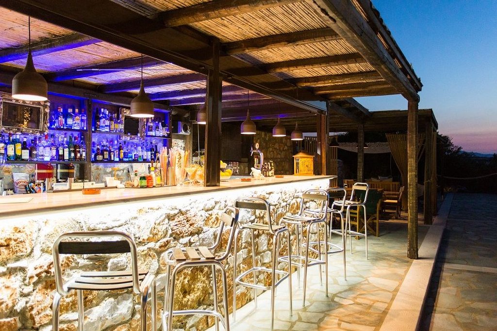 Paros Land Hotel