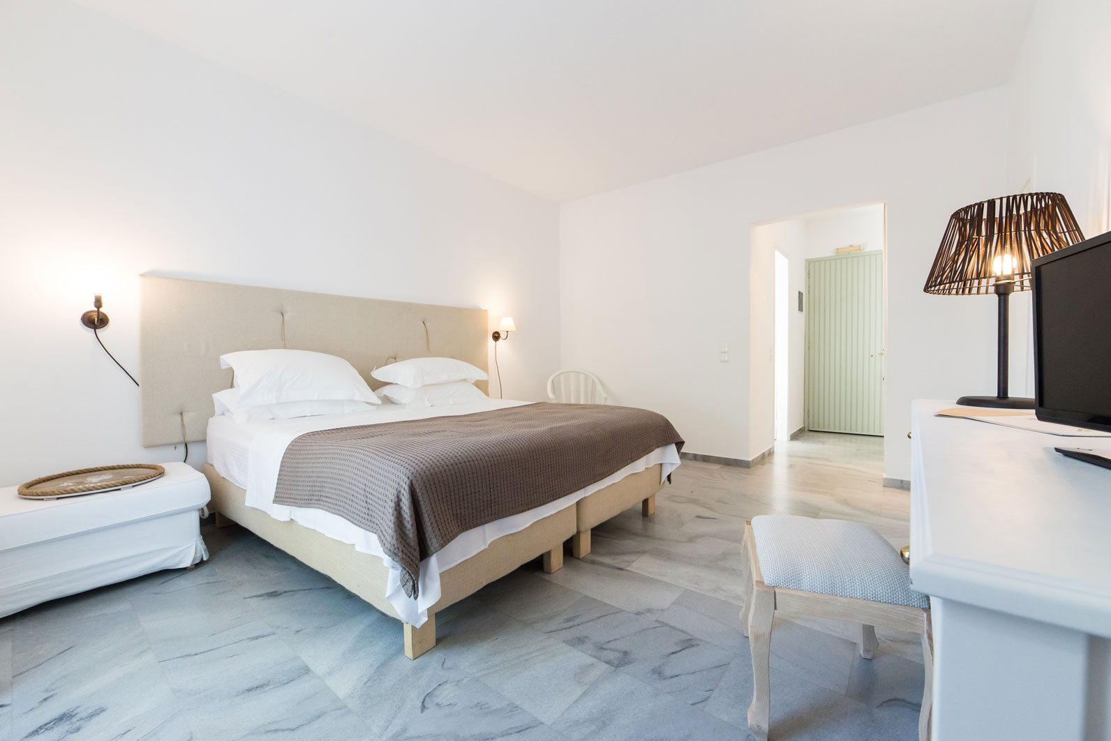 Paros Land Hotel