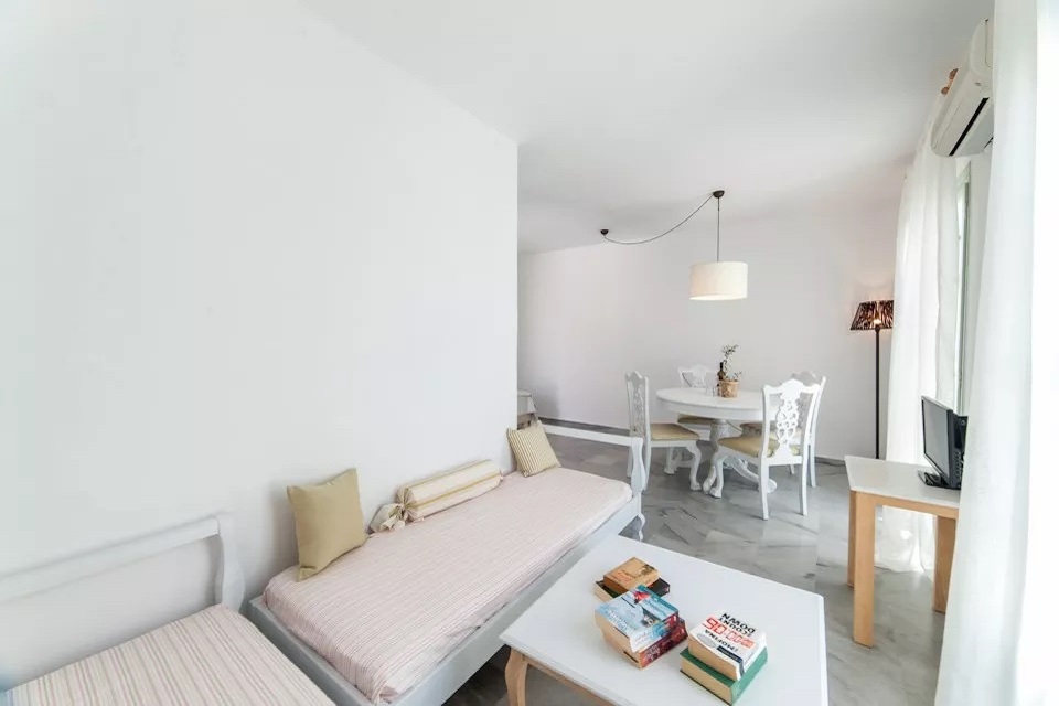 Paros Land Hotel