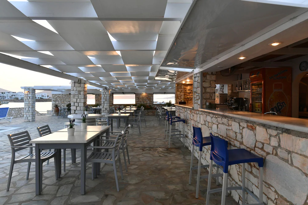 Kosmitis Suites & Villas