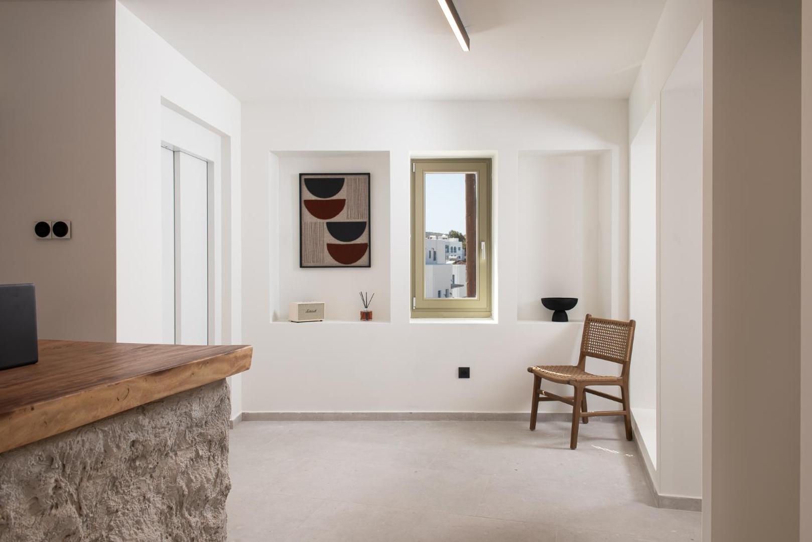 Mazee New-Age Boutique Hotel