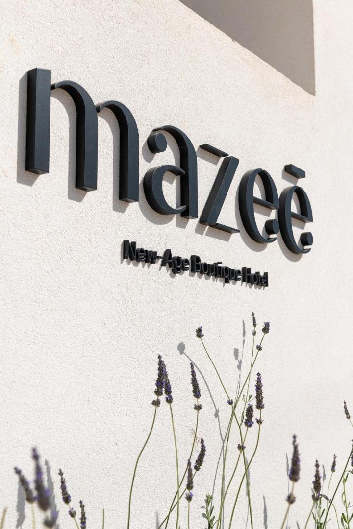 Mazee New-Age Boutique Hotel