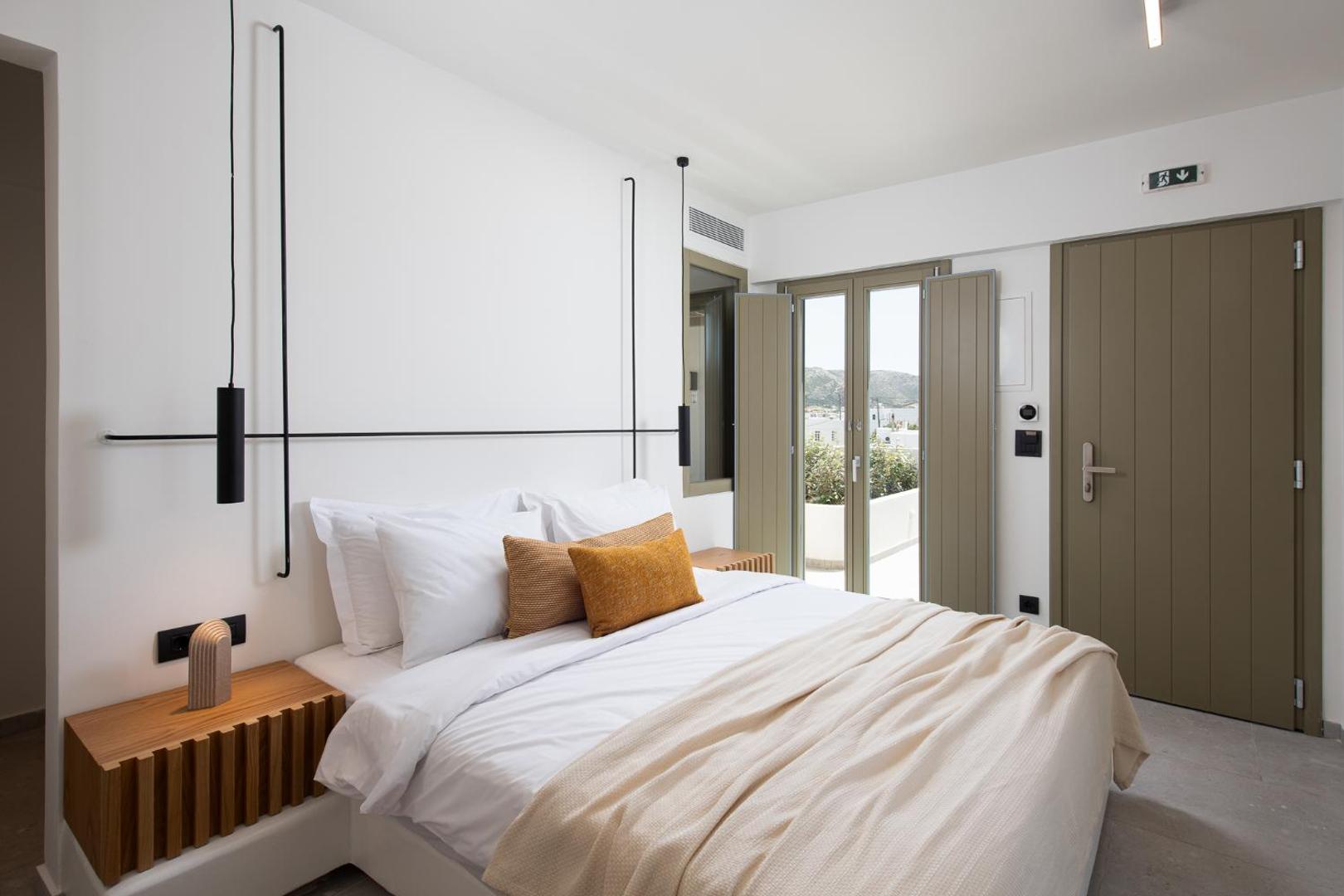 Mazee New-Age Boutique Hotel