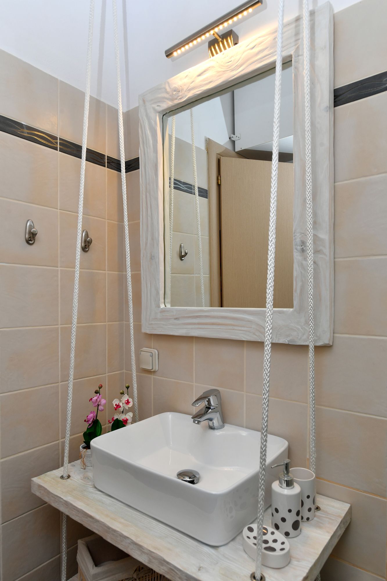 Azzurro Bianco Suites