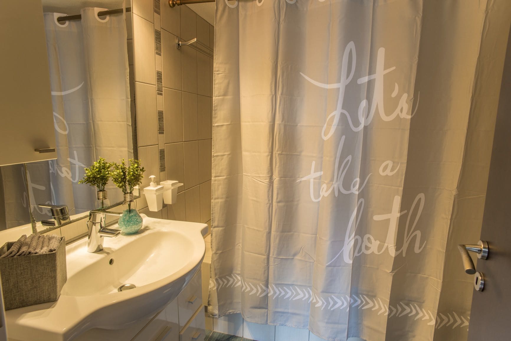 Azzurro Bianco Suites