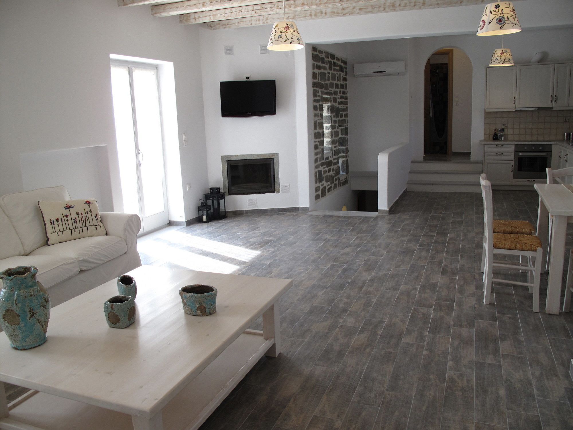 Drios Seaside Villas