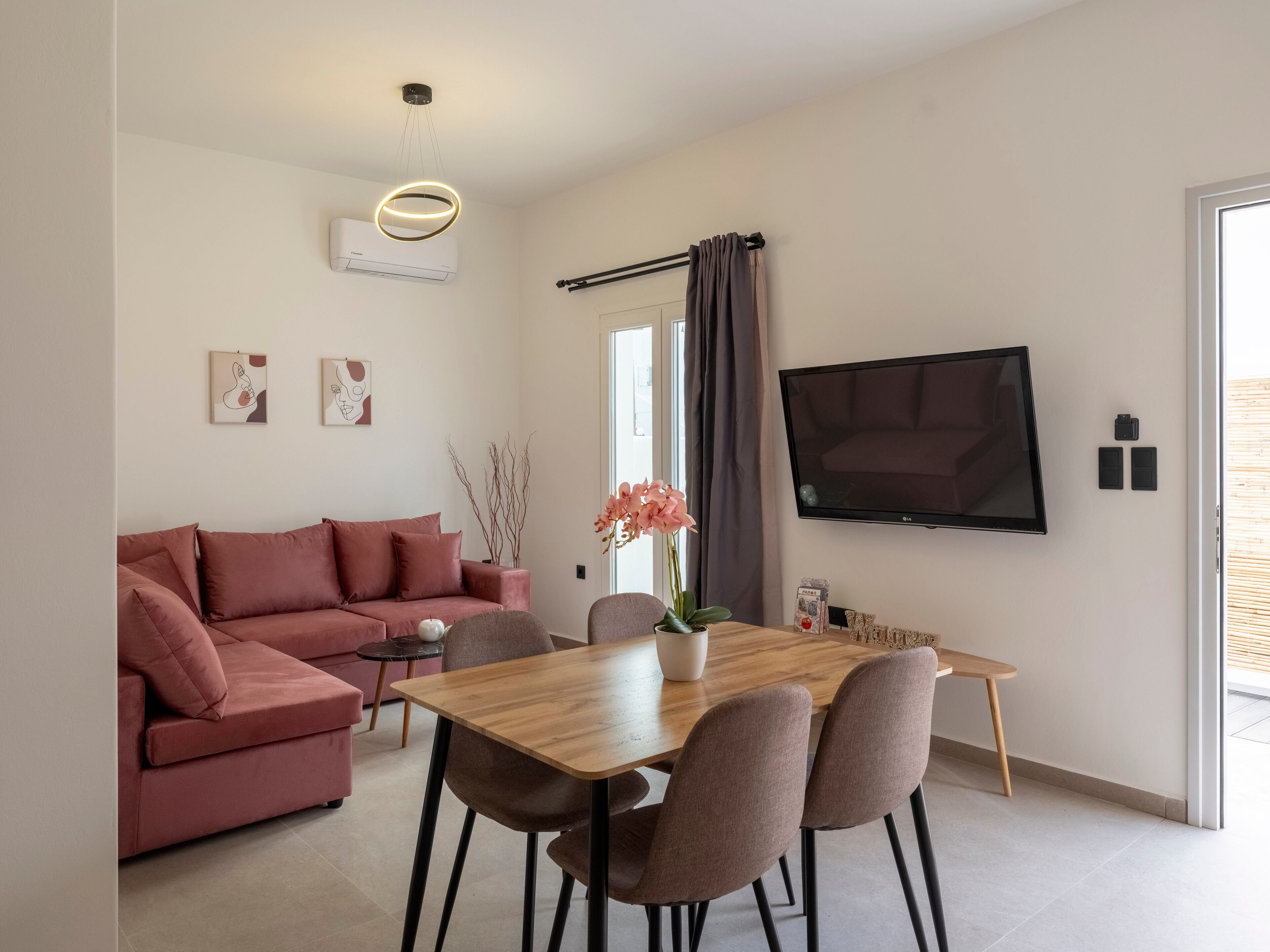 Parikia's Urban Oasis