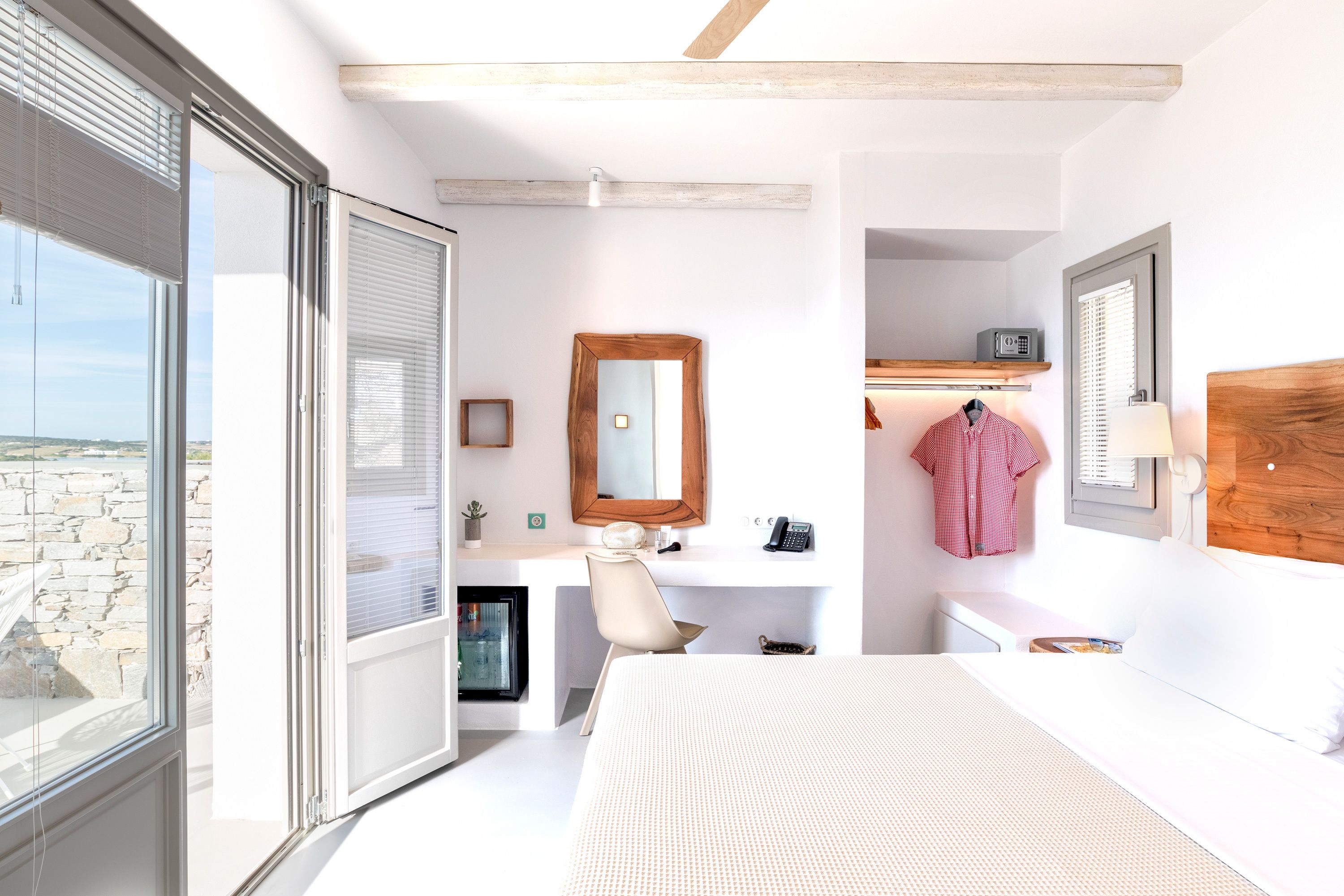 Paros Comfy Suites