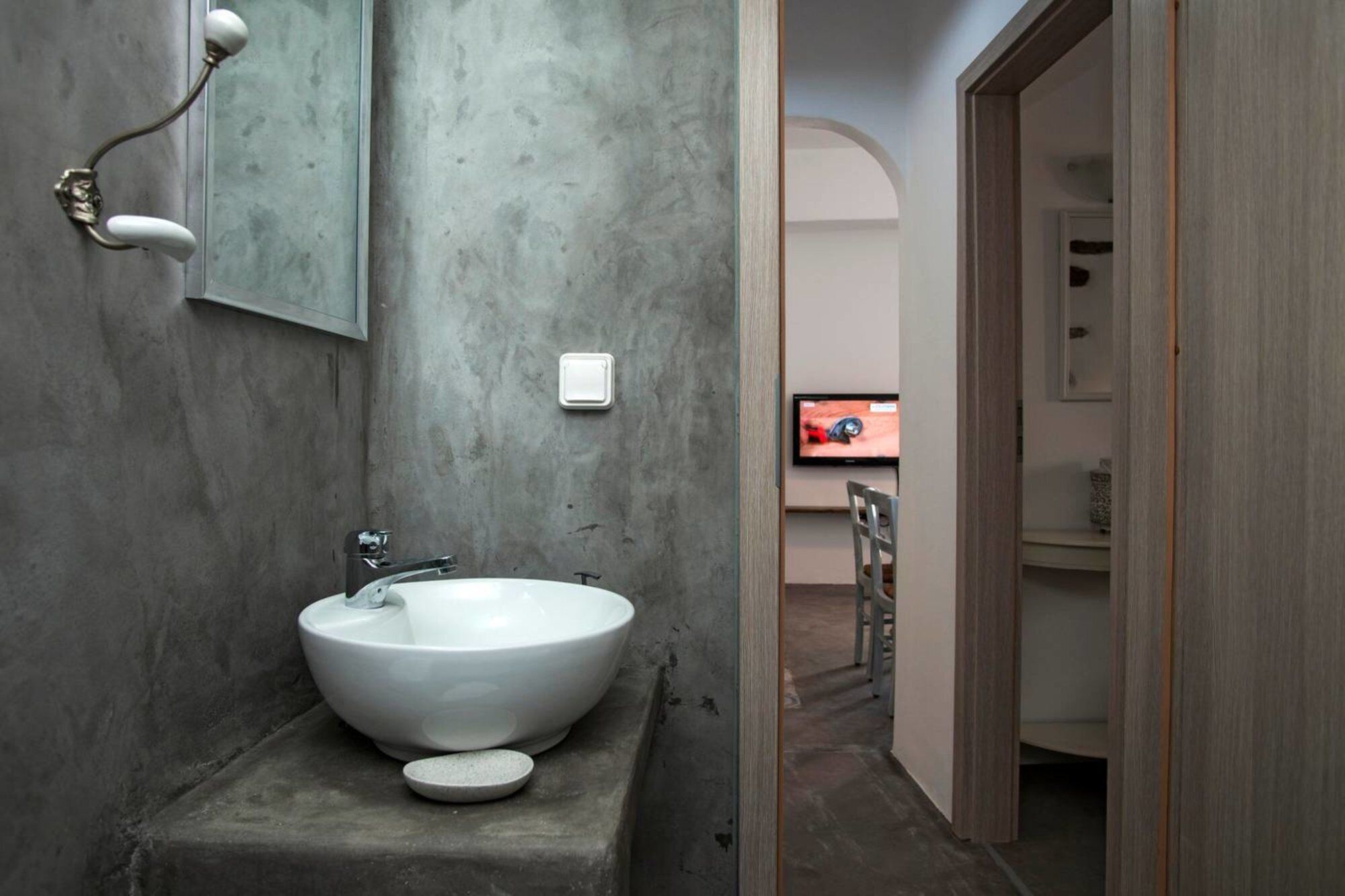 Portes View Traditional House