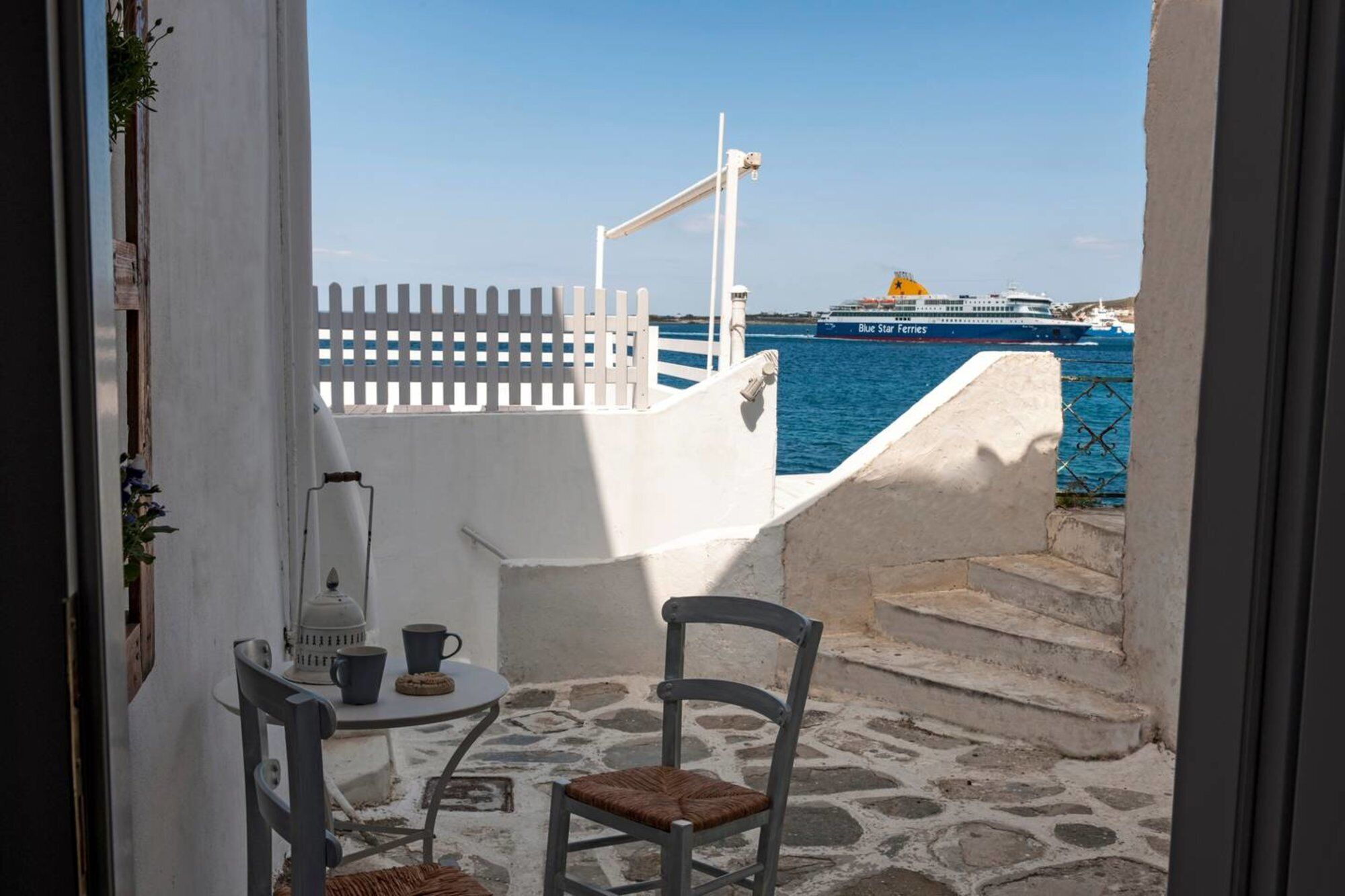 Portes View Traditional House