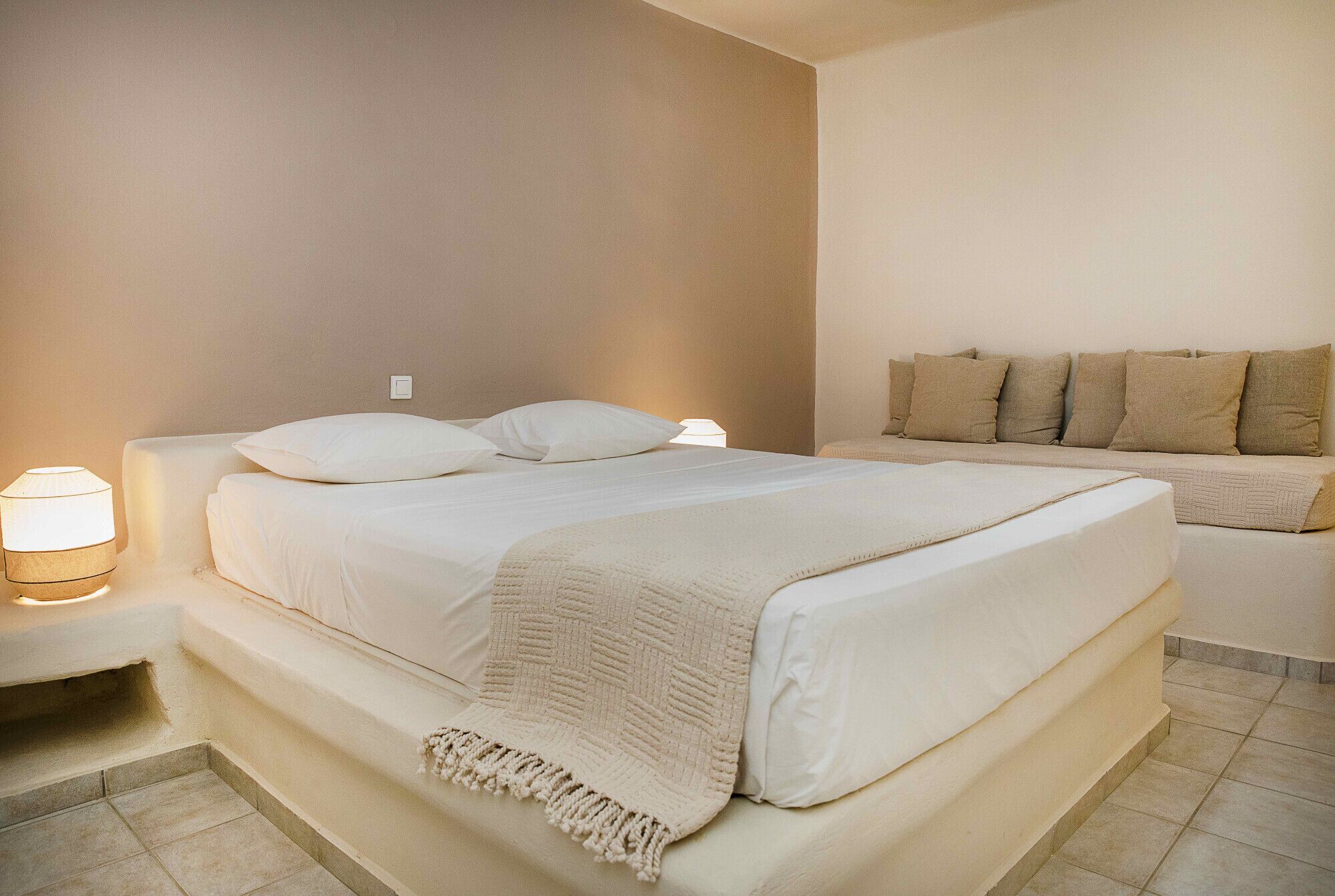 Relax by Mikri Santa Maria Beach