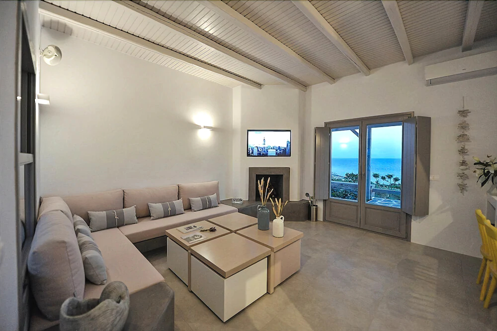 Villa Gustosa by Mykonianvilla