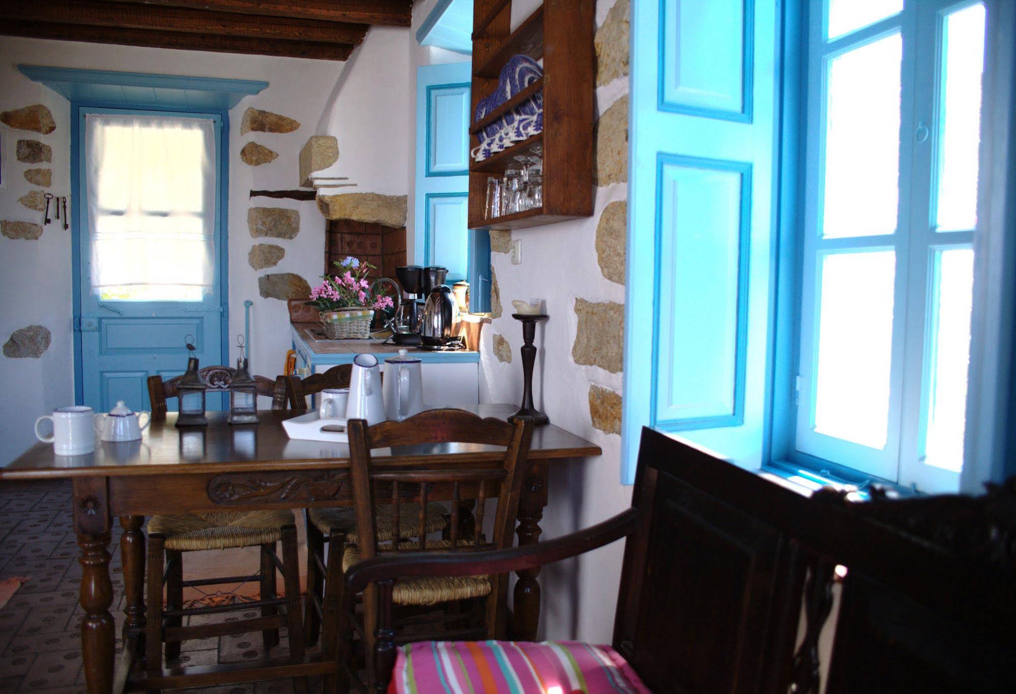 Eirini s Luxury Villas Hotel