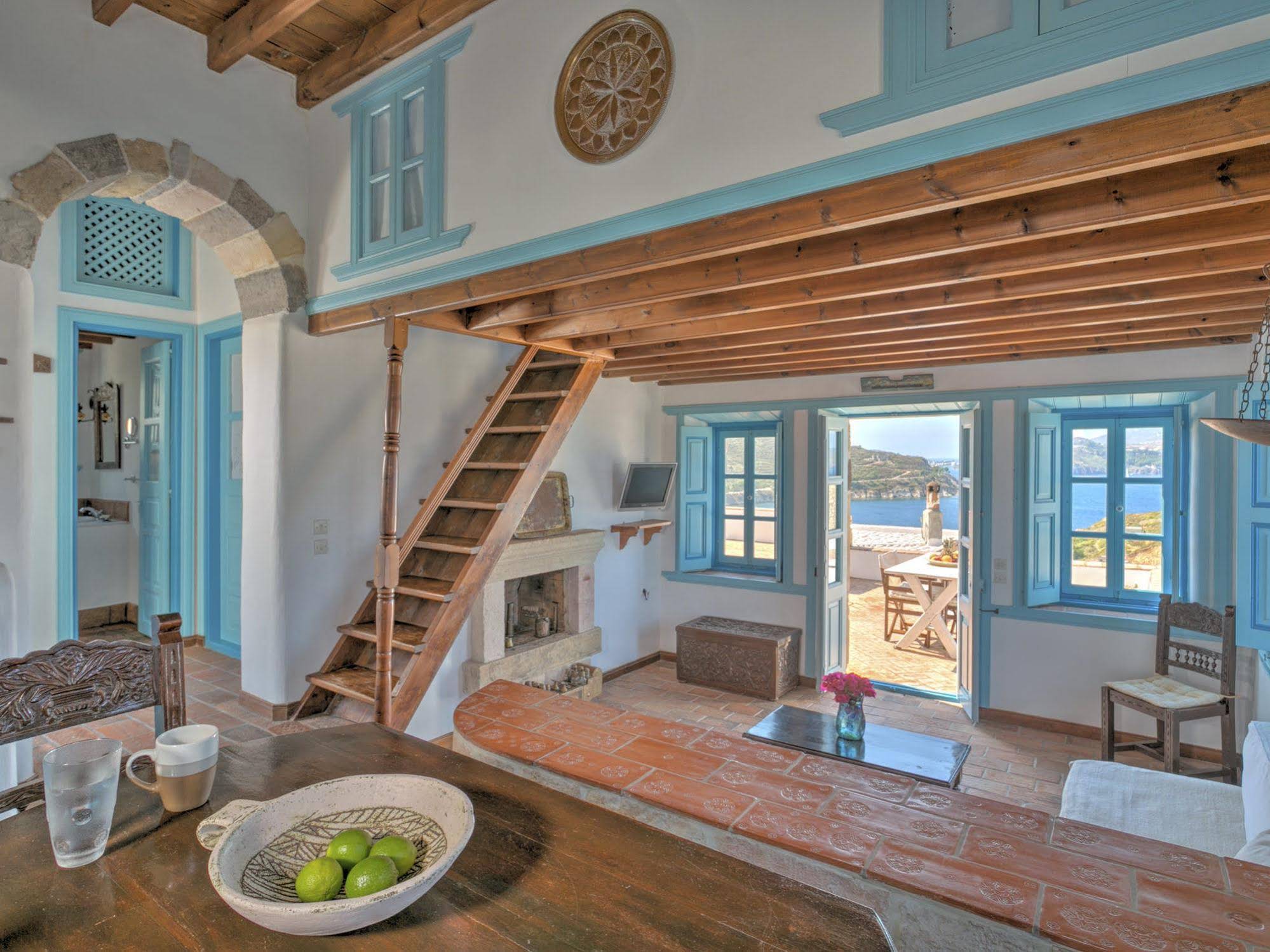Eirini s Luxury Villas Hotel
