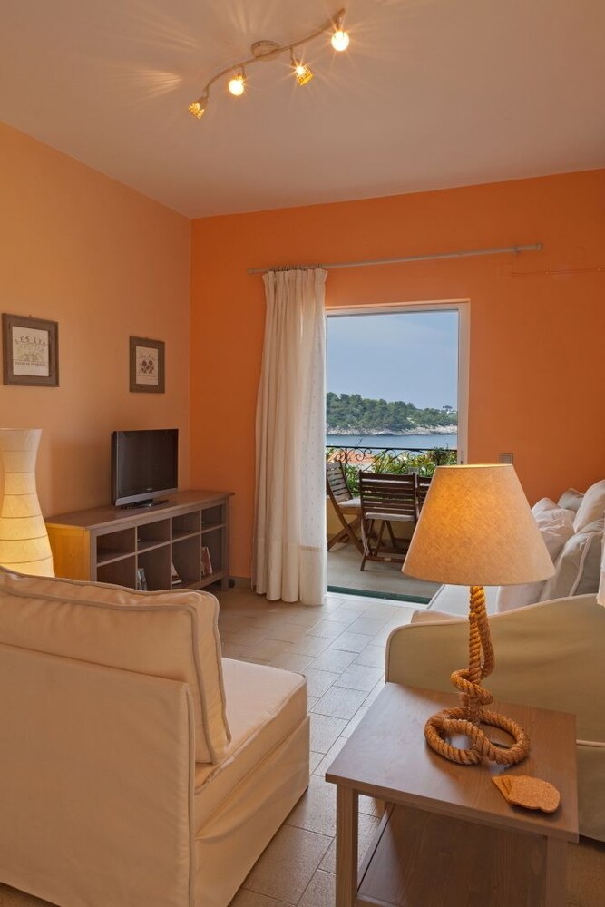 Elaia Boutique Apartments
