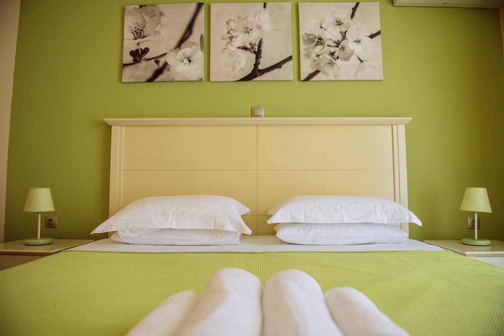 Elaia Boutique Apartments