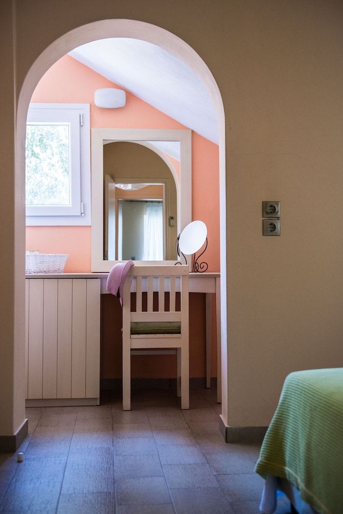Elaia Boutique Apartments
