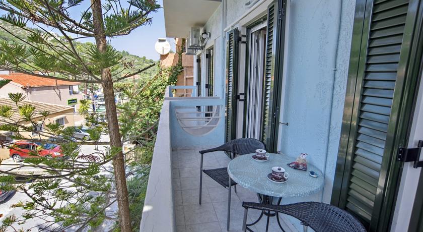 Olympia Paxos Apartment