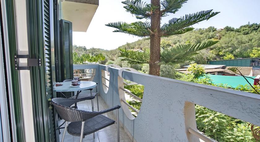Olympia Paxos Apartment