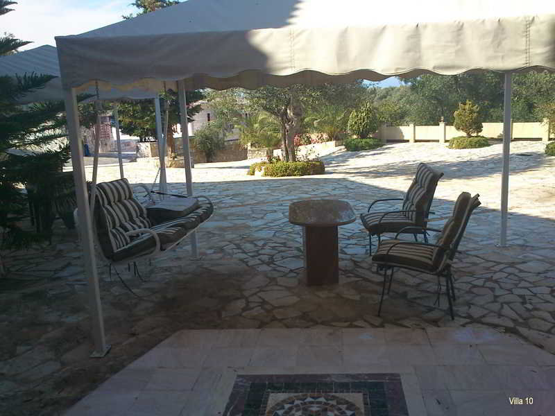 Paco's Resort