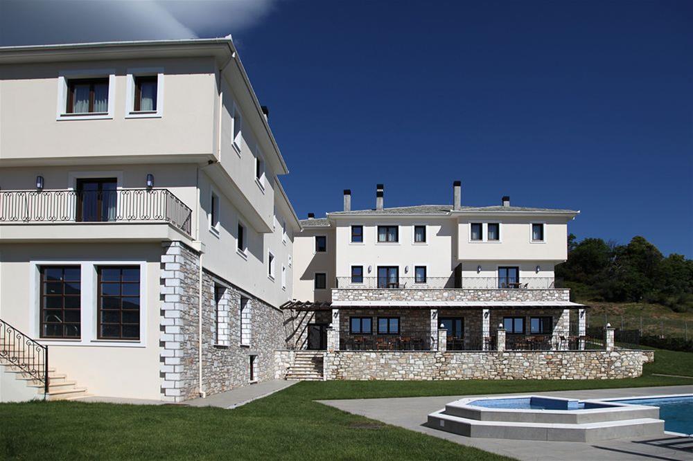 Theta Hotel
