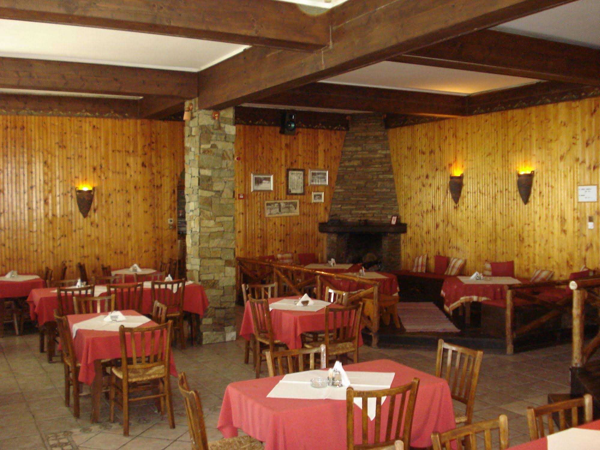 Hotel Hani Zisi