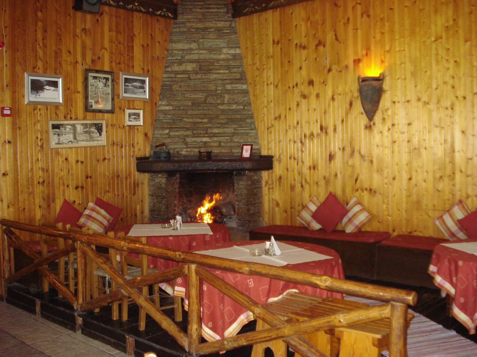 Hotel Hani Zisi