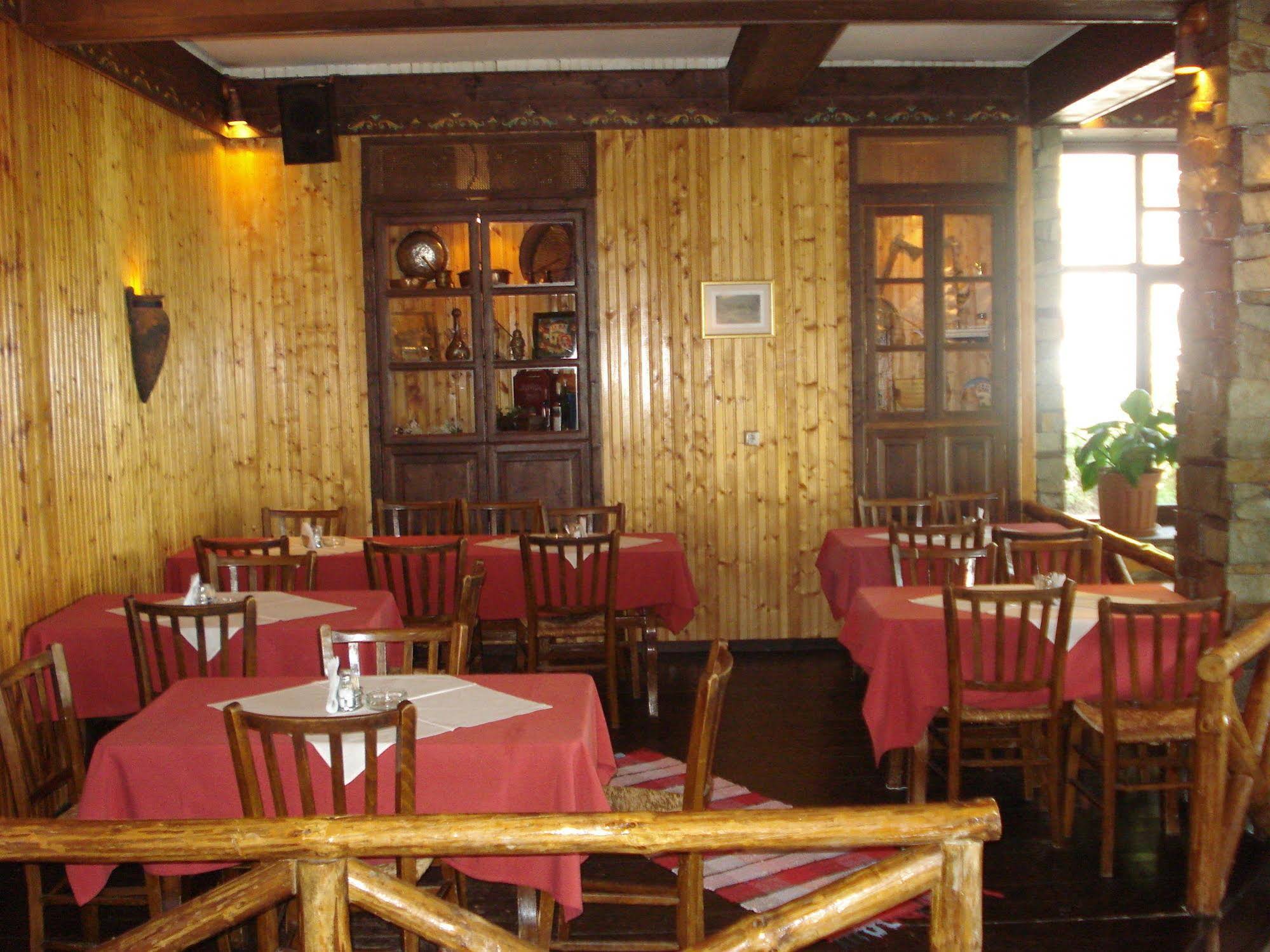Hotel Hani Zisi