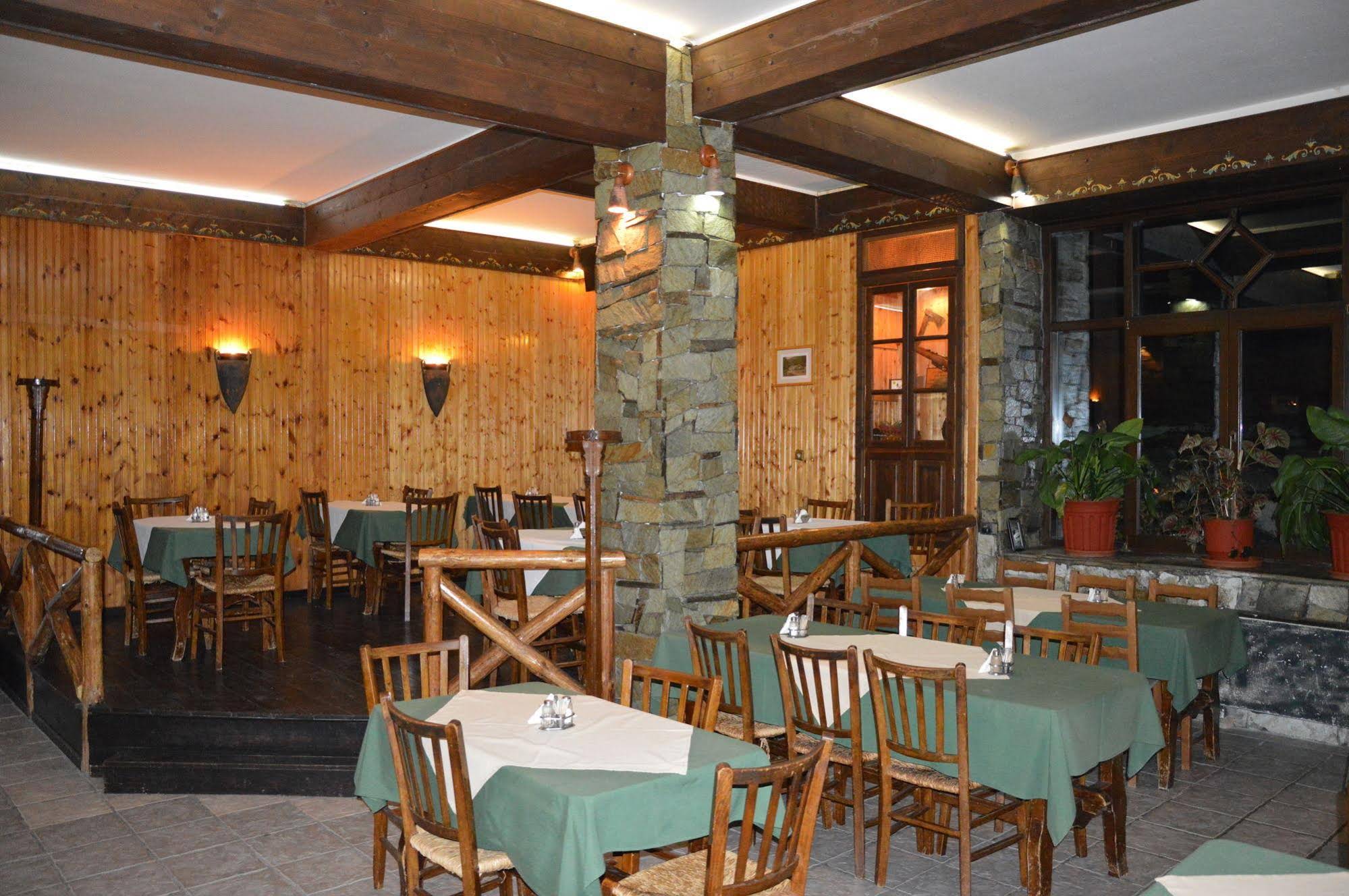 Hotel Hani Zisi