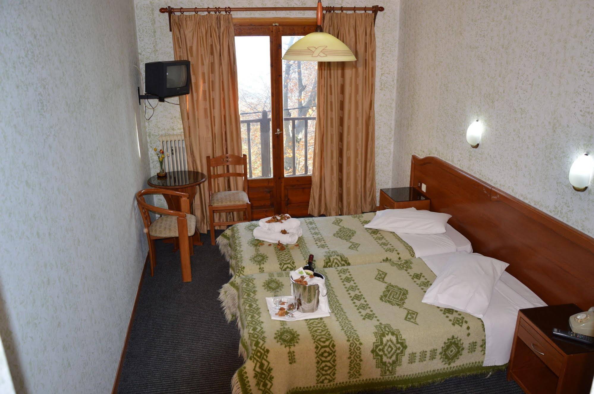 Hotel Hani Zisi