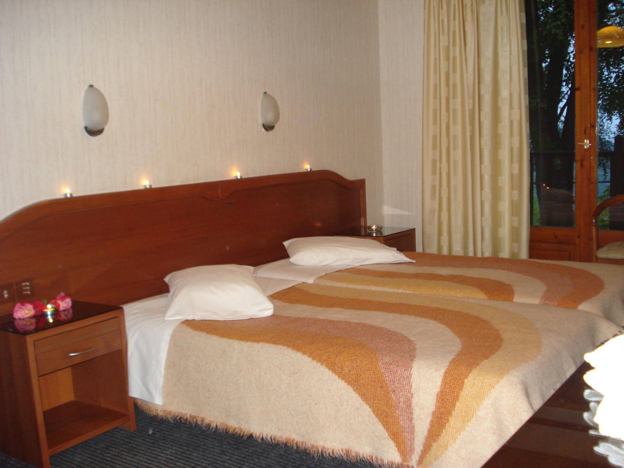 Hotel Hani Zisi