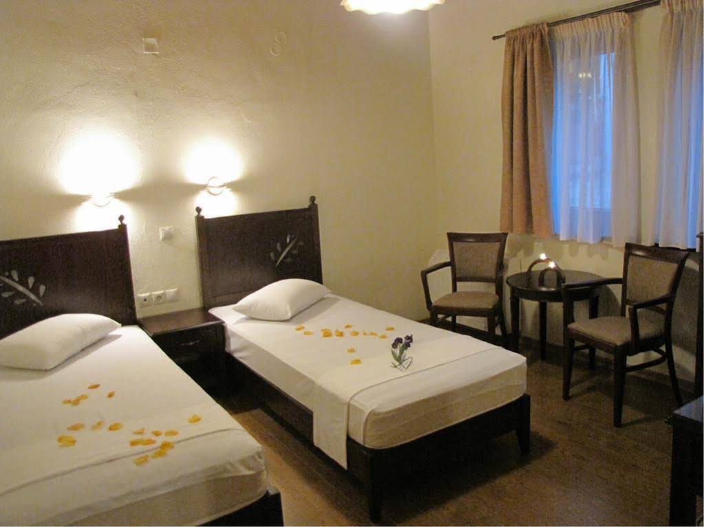 Hotel Mirovoli