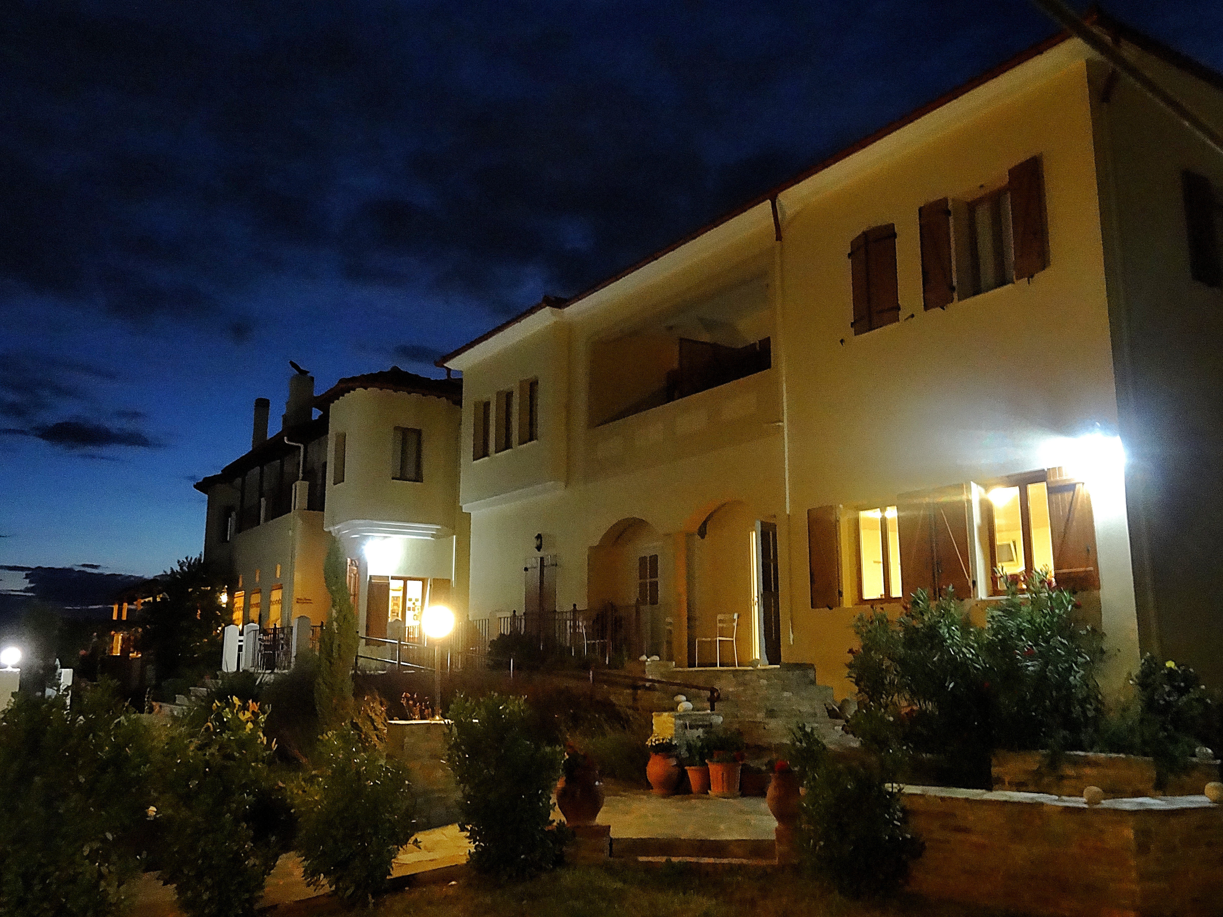 Lagou Raxi Country Hotel