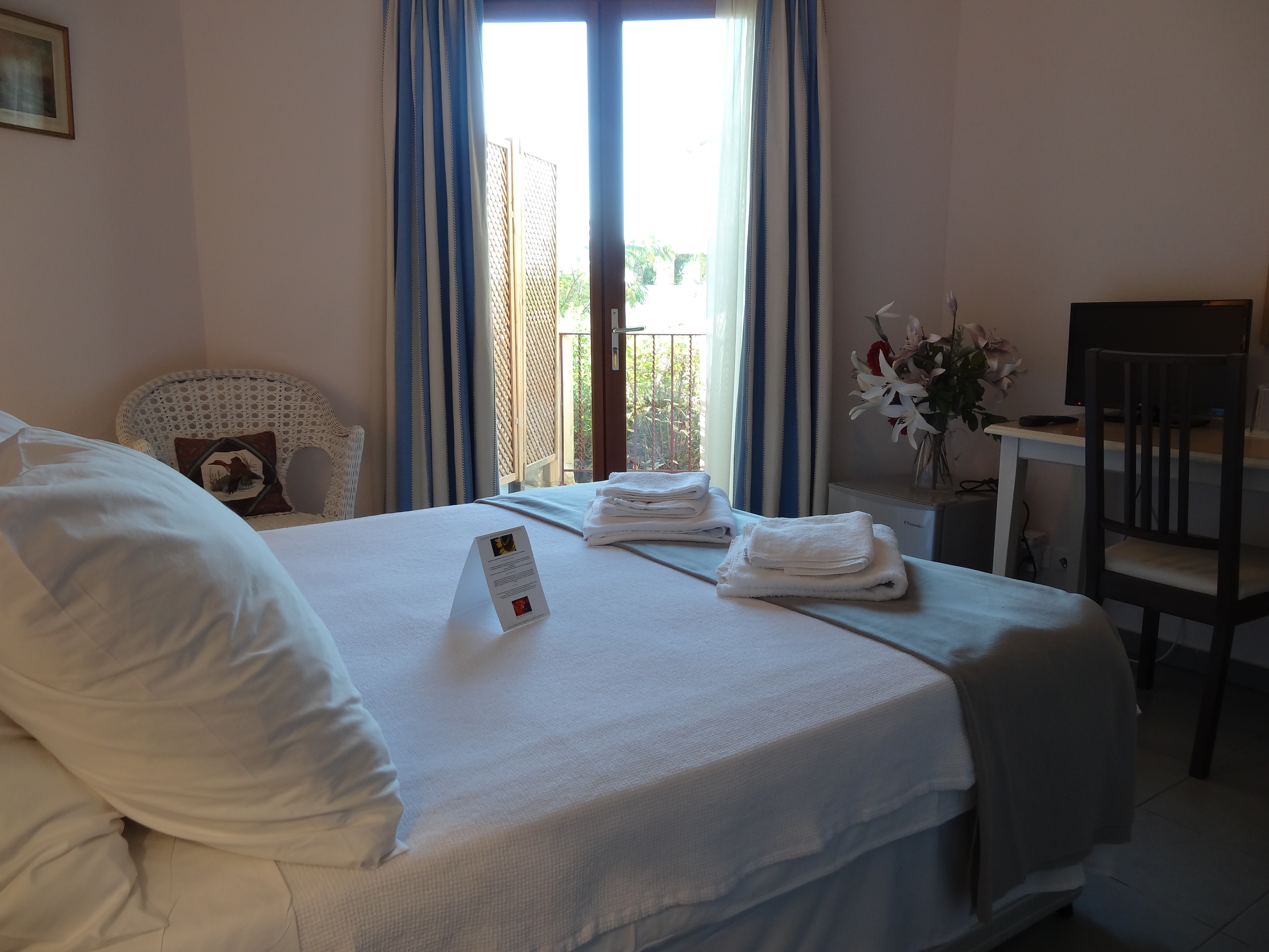 Lagou Raxi Country Hotel
