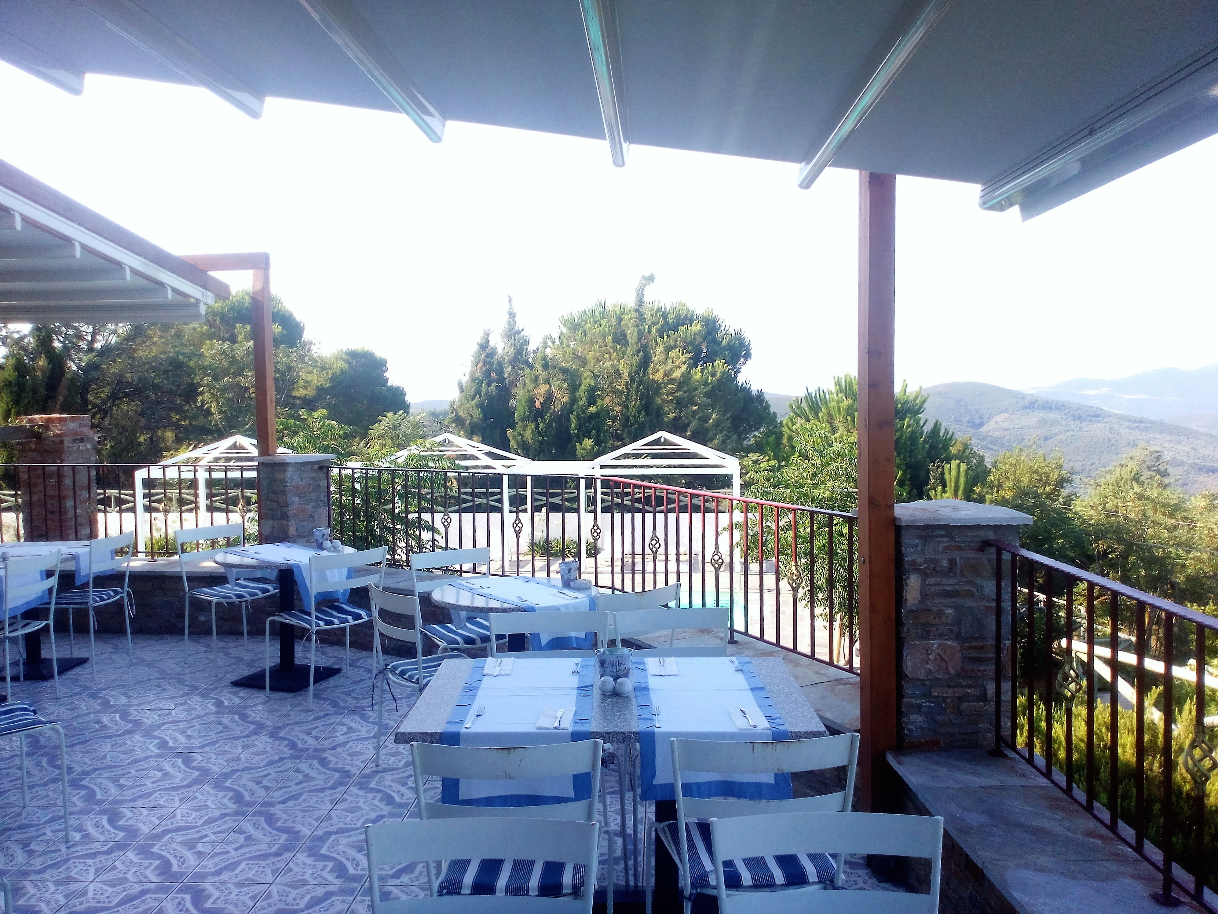 Lagou Raxi Country Hotel