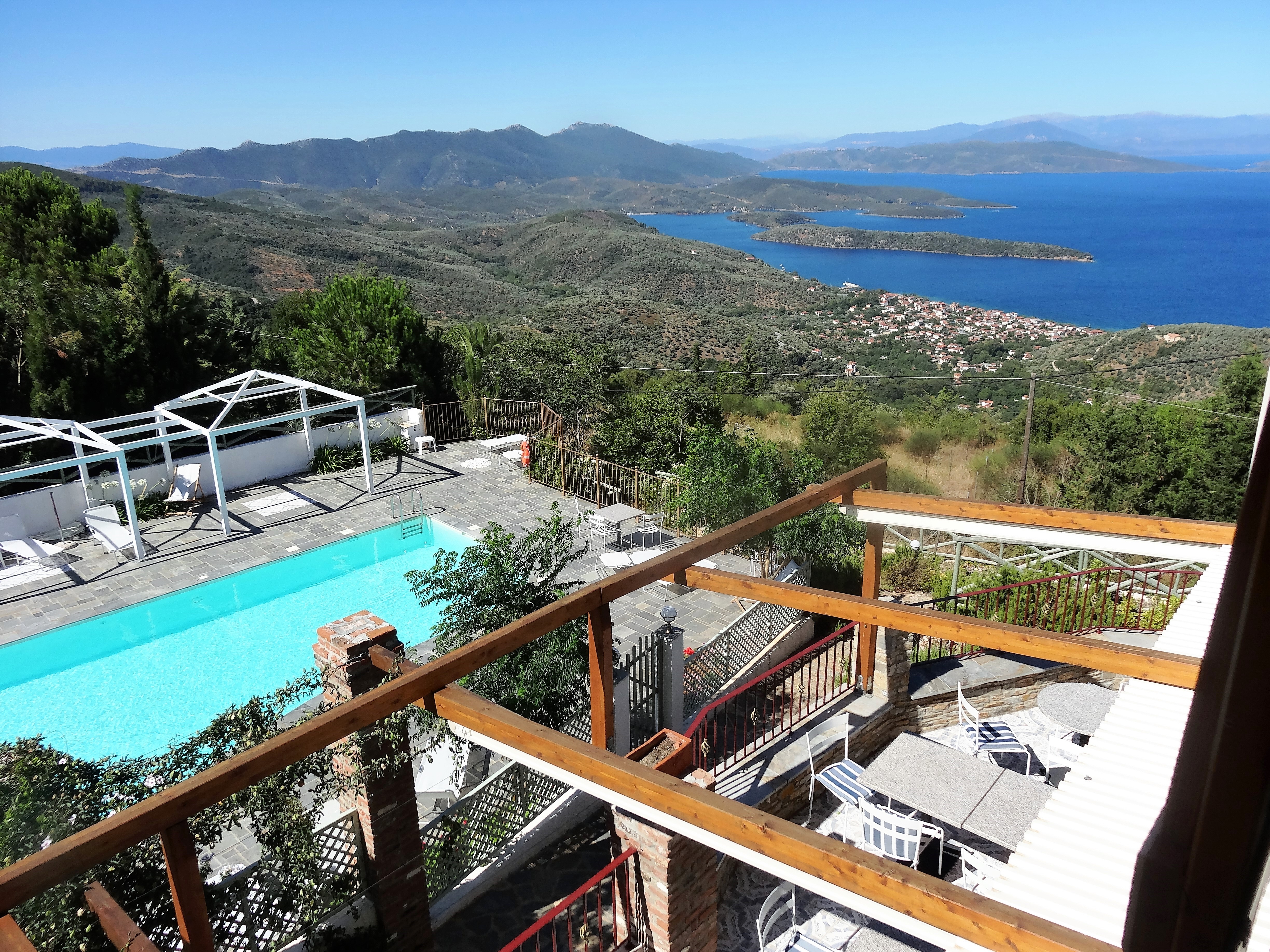 Lagou Raxi Country Hotel