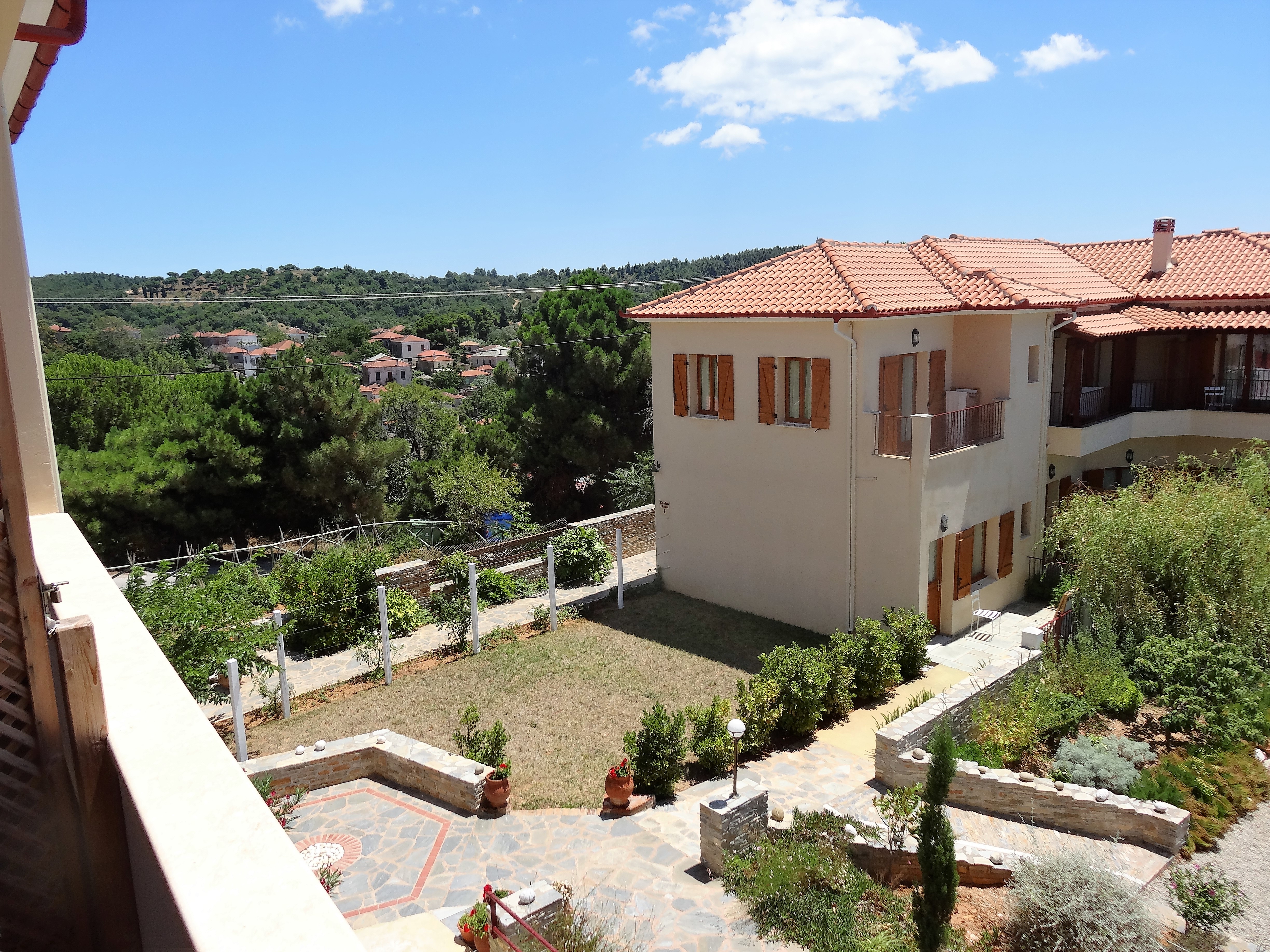 Lagou Raxi Country Hotel