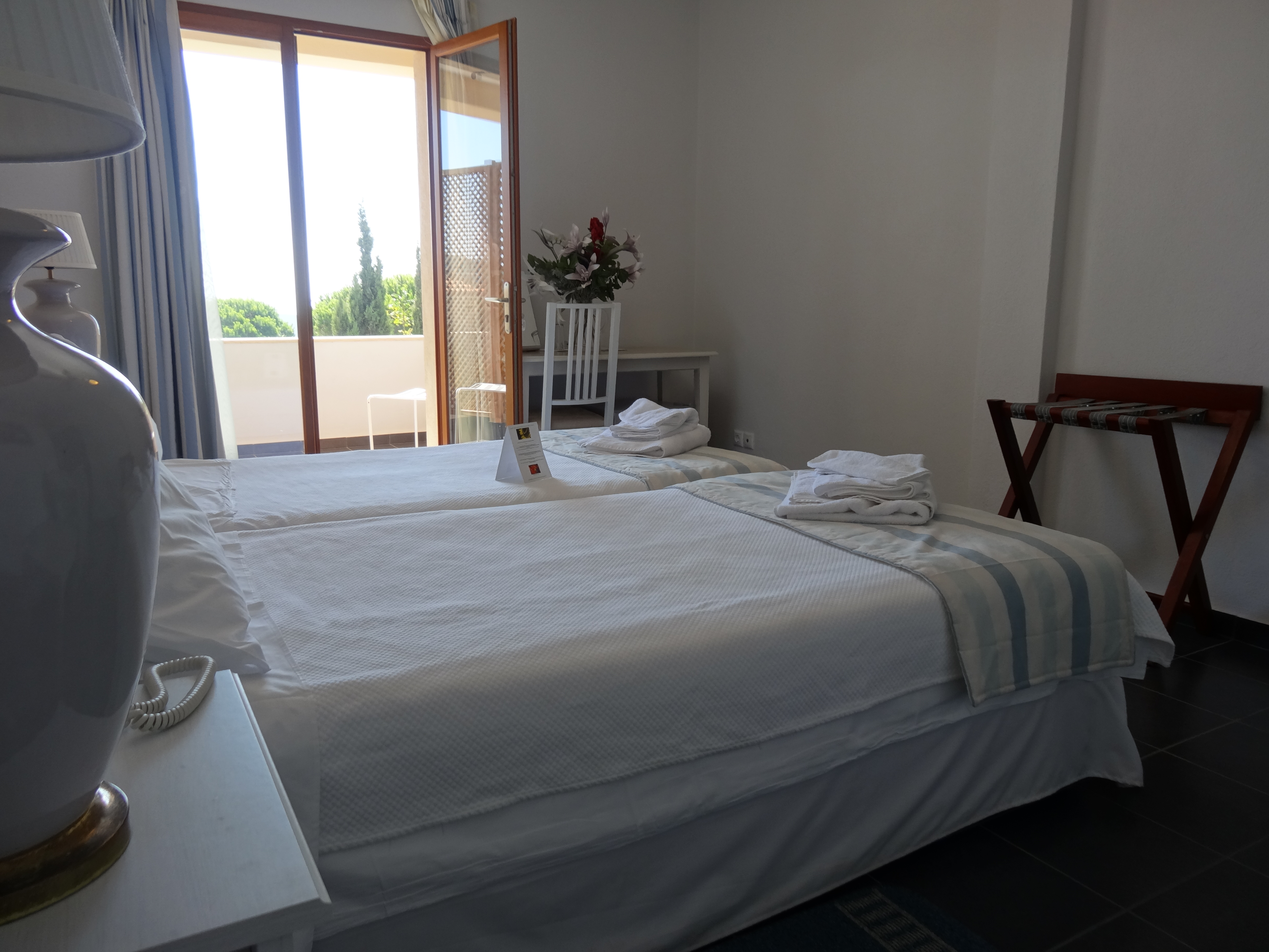 Lagou Raxi Country Hotel