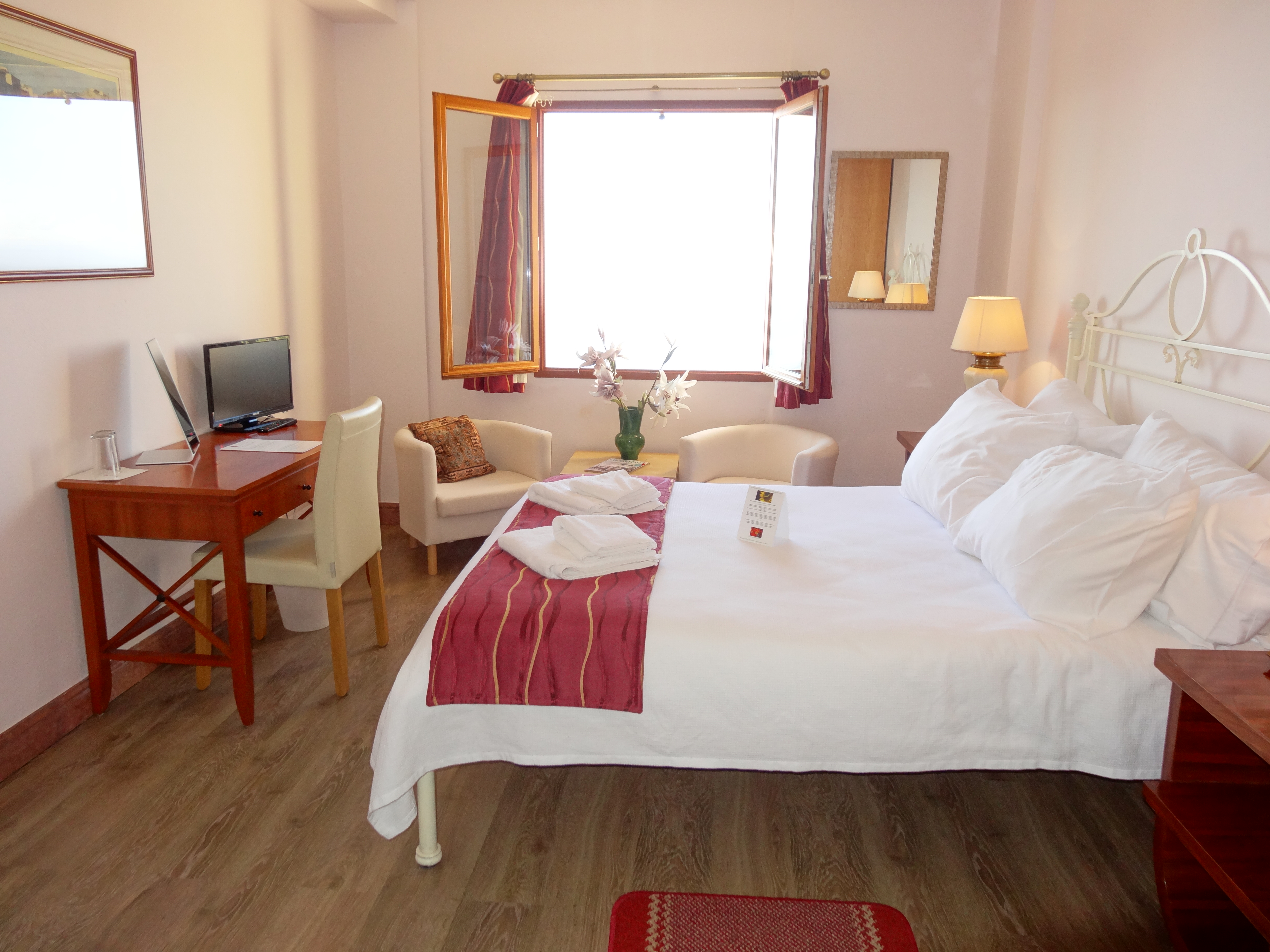 Lagou Raxi Country Hotel