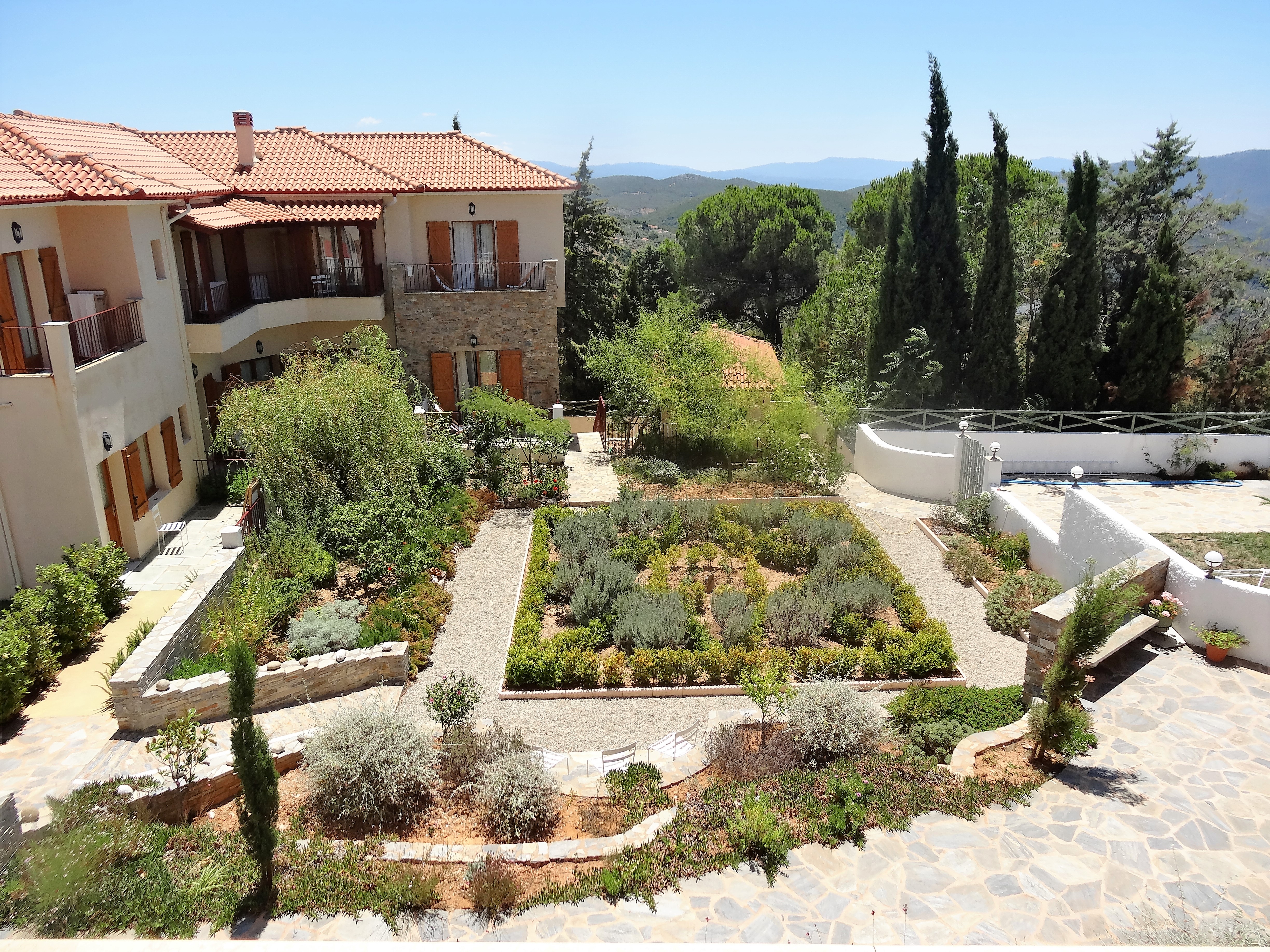 Lagou Raxi Country Hotel