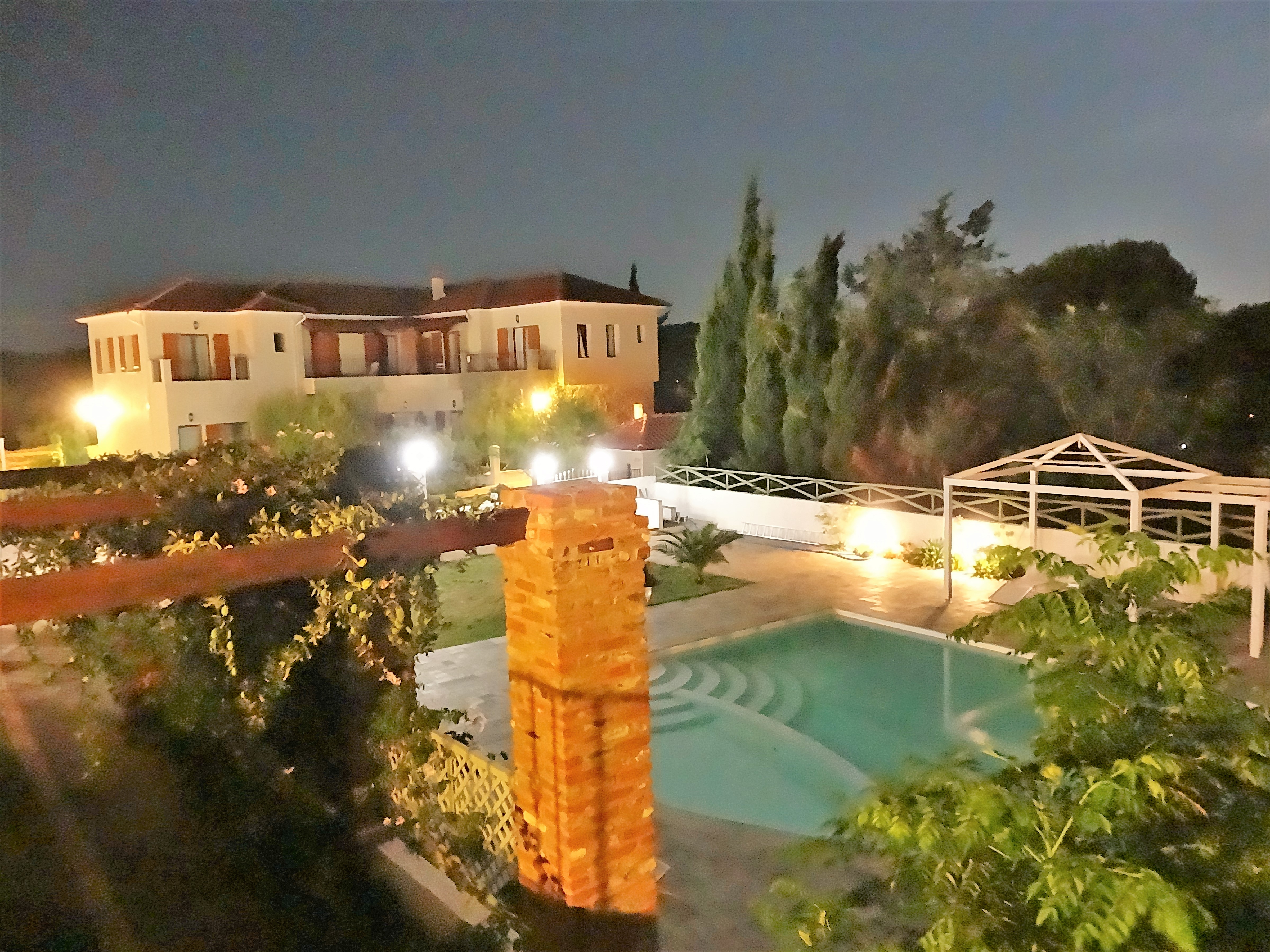 Lagou Raxi Country Hotel