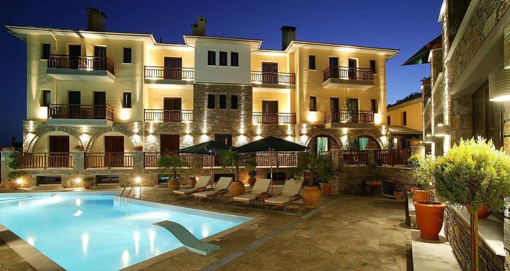 Maritsa's Hotel & Suites
