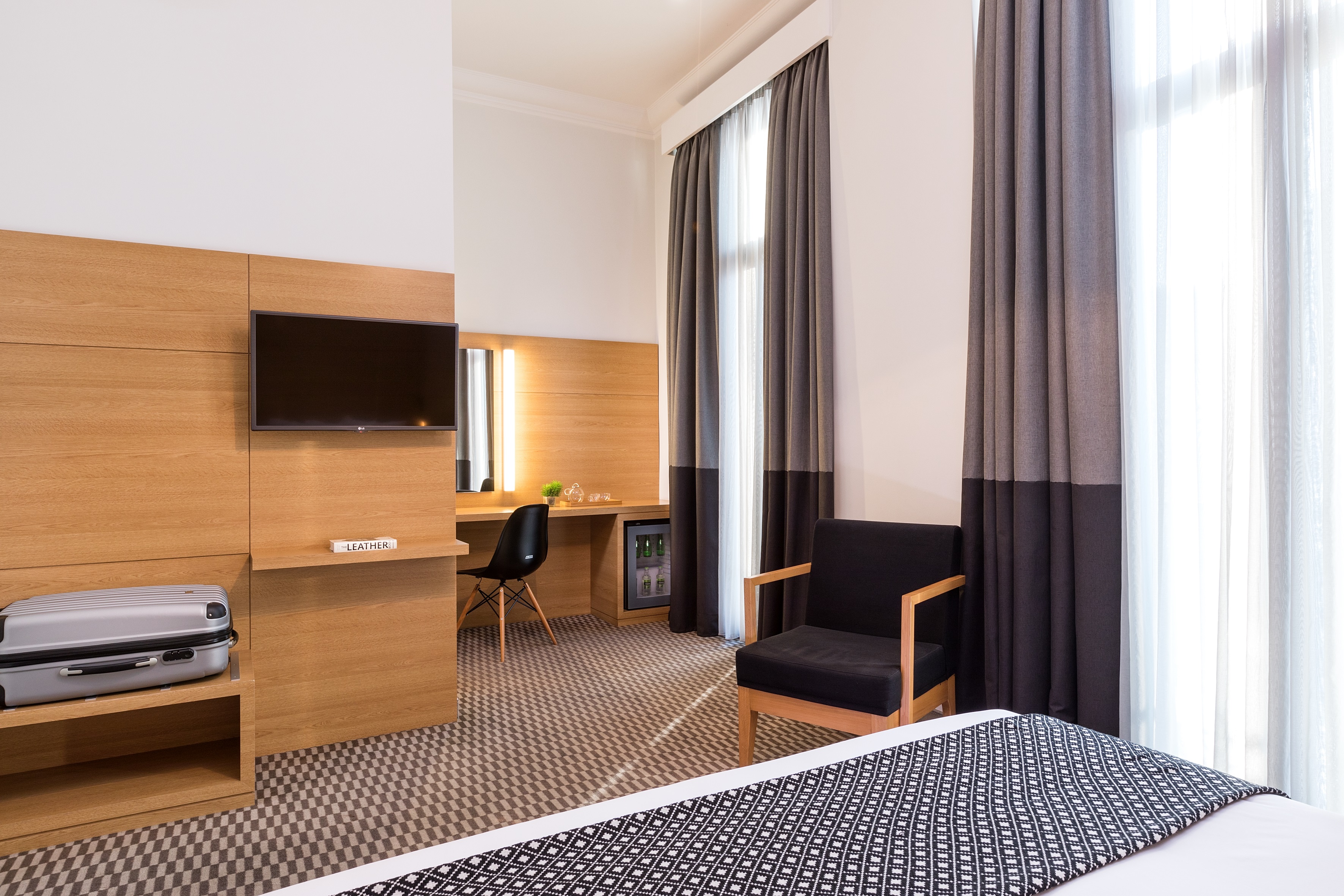 Aegli Hotel