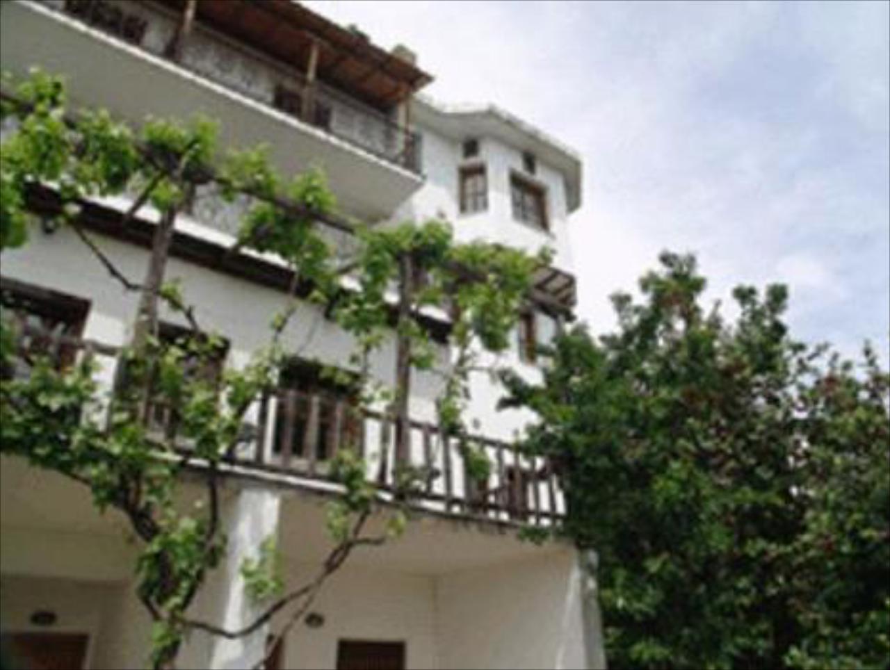 Guesthouse Rousis