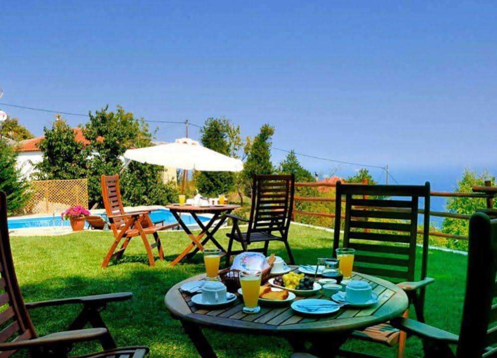 Theareston Guesthouse