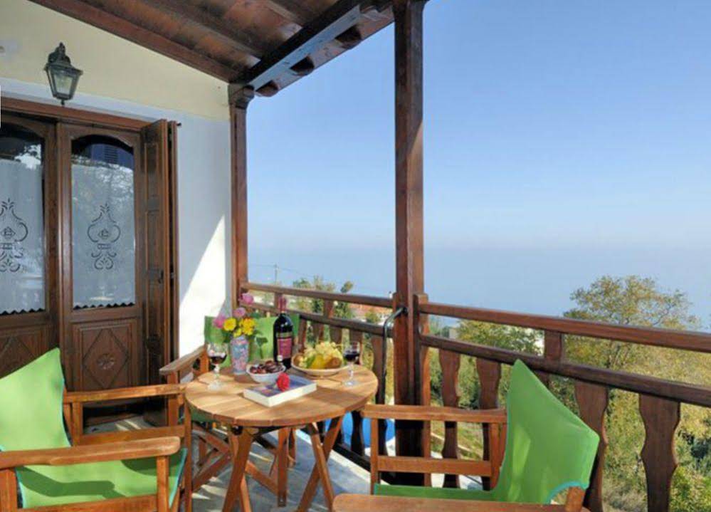 Theareston Guesthouse